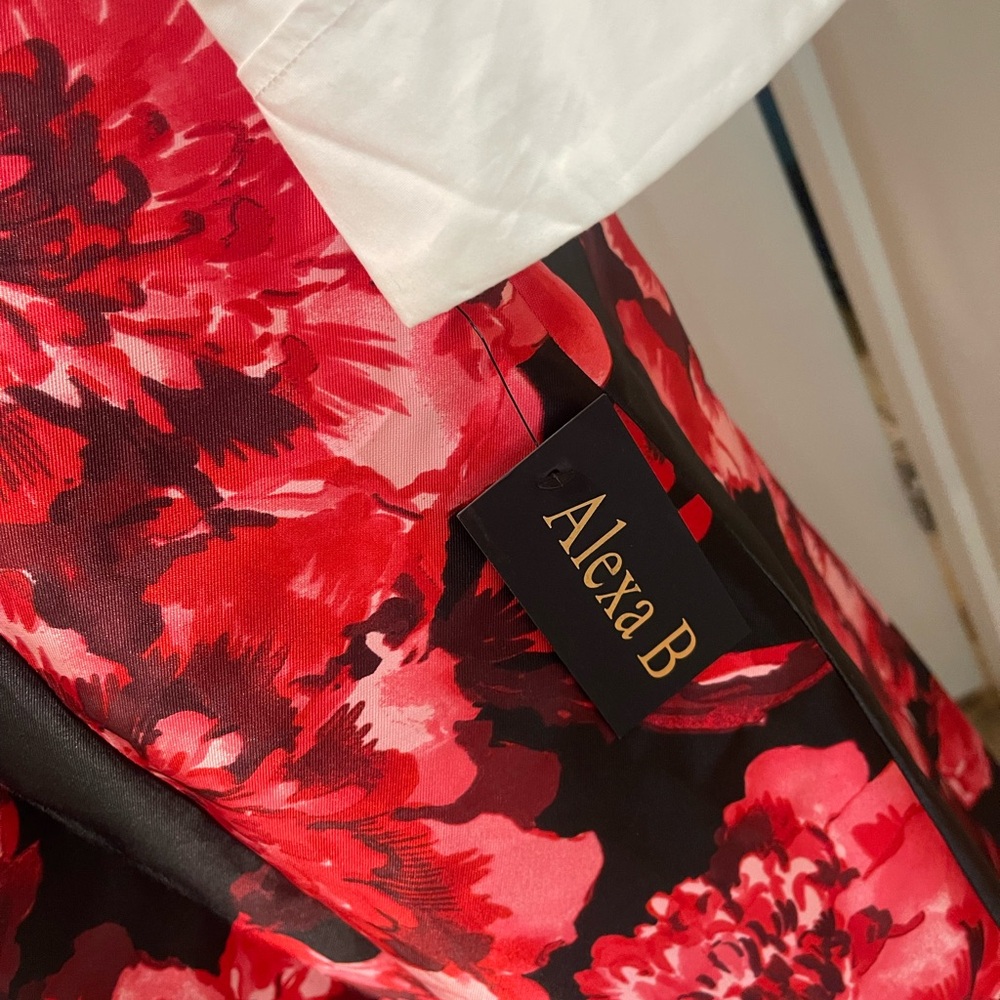 AlexaB Floral Black and Red Women's Dress 10 - Picture 13 of 16